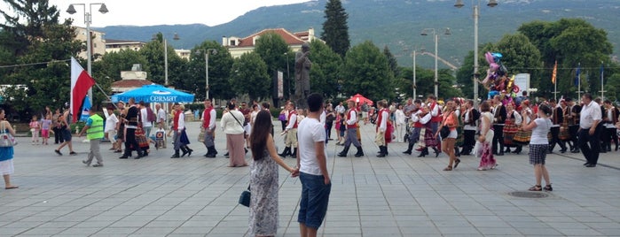 Plostad Ohrid is one of Orte, die gamze gefallen.