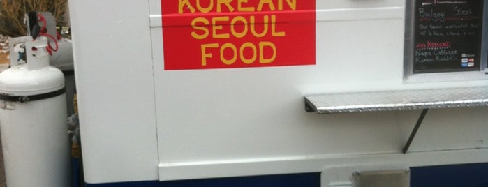 Soo Bak Foods is one of สถานที่ที่ lt ถูกใจ.