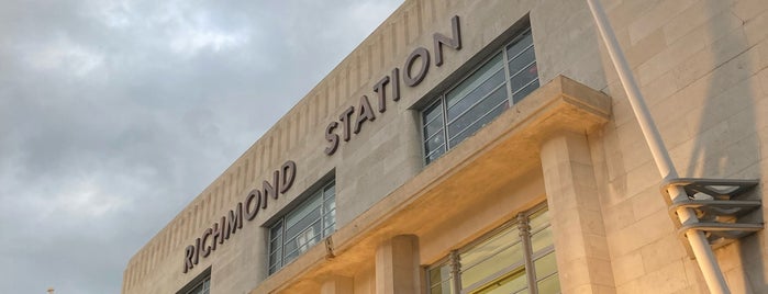 Richmond Railway Station (RMD) is one of LDN.