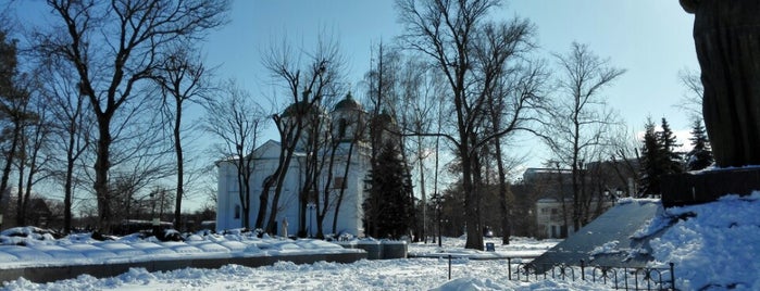 Канів is one of Золотое кольцо киевской области.