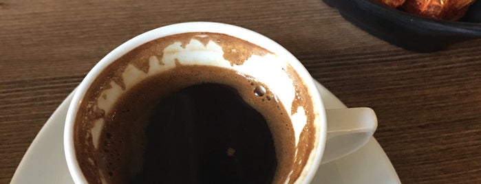 Caffe Amore is one of mekânlar.