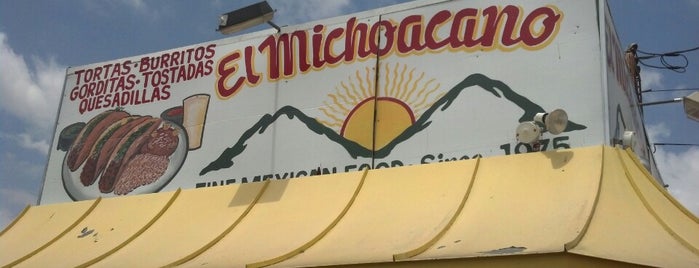 Carnitas Michoacan is one of Orte, die Alejandro gefallen.