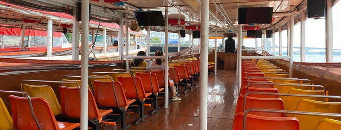 ท่าเรือวัดราชสิงขร (Wat Rajsingkorn Pier) S3 is one of Chao Phraya Express Boat.
