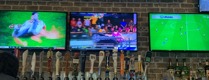 Buffalo Wild Wings is one of Charleston Hot Checkins.