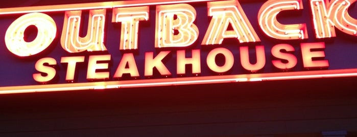 Outback Steakhouse is one of Tamara 님이 좋아한 장소.