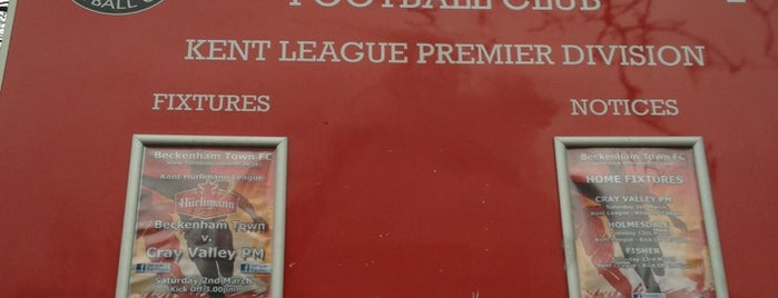 Beckenham Town Football Club is one of Beckenham.