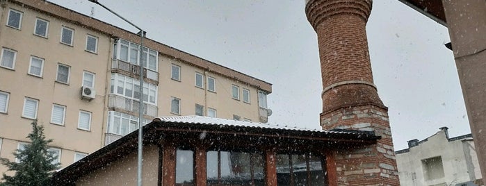 İshak Şah (Müftü Önü) Camii is one of Bursa | Spiritüel Merkezler.