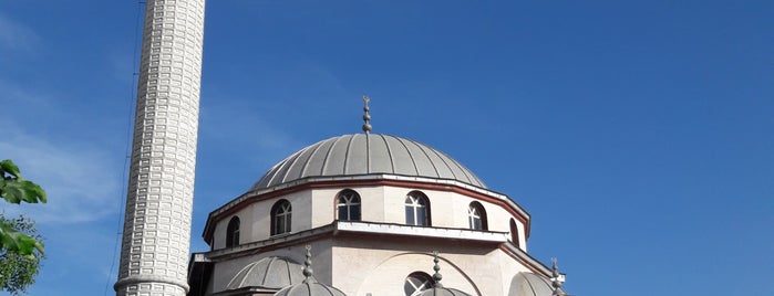 Alimoğlu Camii is one of İzmir | Spirituel Merkezler.