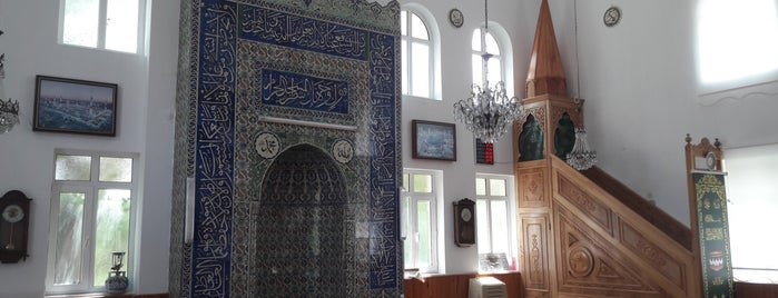 Körpe Köyü Camii is one of Merkez Koyler | Spirituel Merkezler.