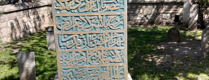 Hızır Bey Türbesi is one of Tarih.