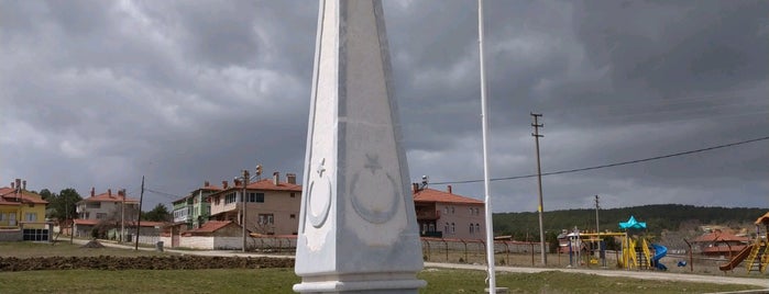 Derbent Şehitliği is one of Tavsanli | Spirituel Merkezler.