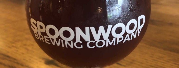 Spoonwood Brewing Co. is one of สถานที่ที่ Amanda ถูกใจ.