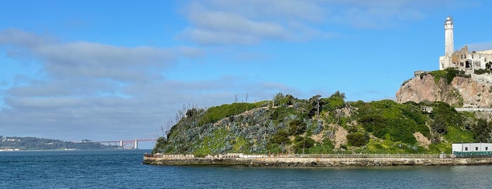 Alcatraz Cruises is one of SFBayArea_DayTrip.