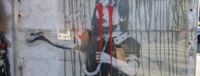 Banksy's Rain Girl is one of Places to visit in the US of A!.