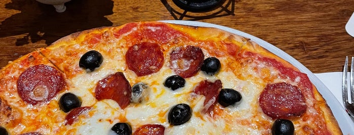 Pizzeria Roma is one of Food.