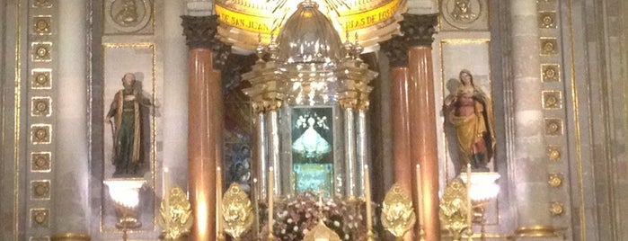 Basílica de la Virgen de San Juan de los Lagos is one of Armandoさんのお気に入りスポット.