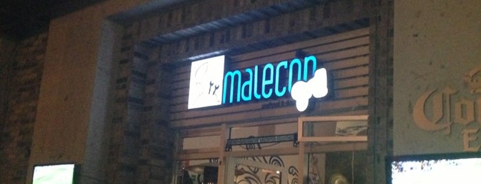 Malecón Grill is one of Bares Laguneros.