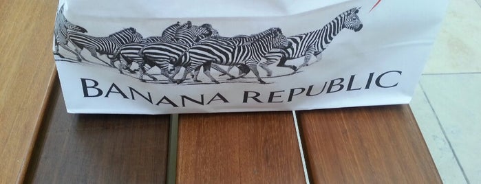 Banana Republic is one of North East Mall!.