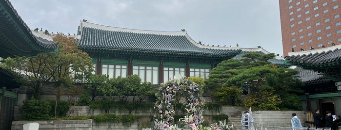 Yeong Bin Gwan is one of Outdoor Activities.