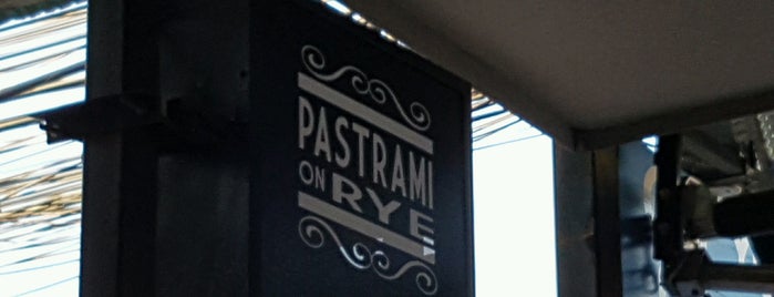 Pastrami on Rye is one of Orte, die Aom gefallen.