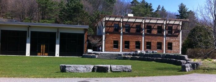 Gatineau Park Visitors Centre is one of Lieux sauvegardés par Kimmie.