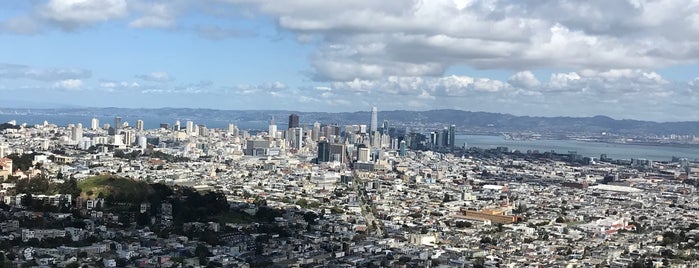 Twin Peaks Summit is one of Vicky’s Liked Places.