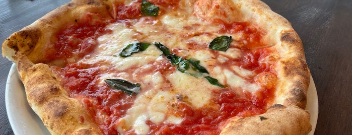 pizzeria la gita is one of mGuide OK 2021.