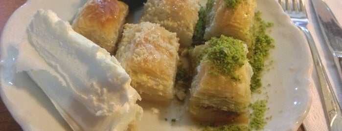 Baklavacı Karagöz is one of yemek.