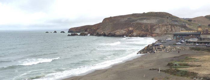 Pacifica State Beach is one of Lugares favoritos de Patrick.