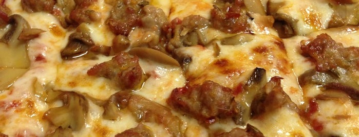 Ange's Pizza is one of Columbus Pizza.