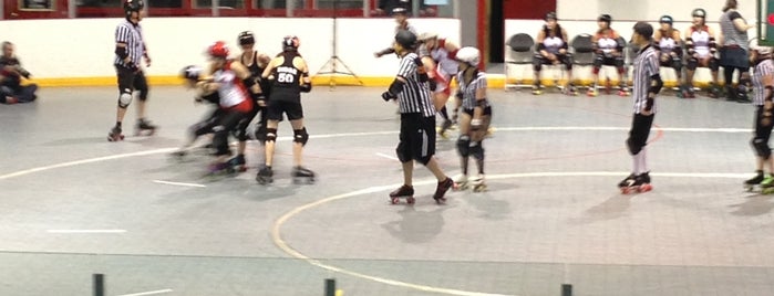Arch Rival Roller Girls' Roller Derby is one of Pati_us.
