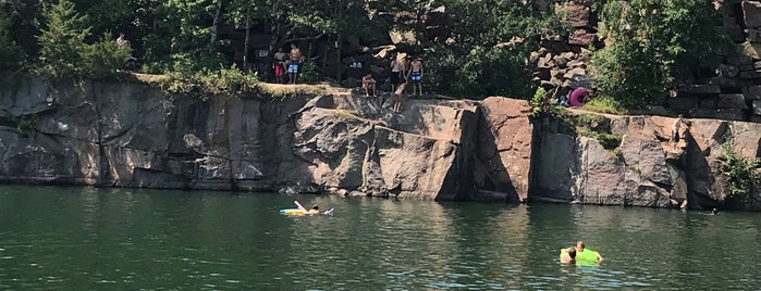 The Quarries is one of Lieux qui ont plu à Corey.