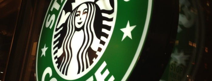 Starbucks is one of Locais salvos de Erica.