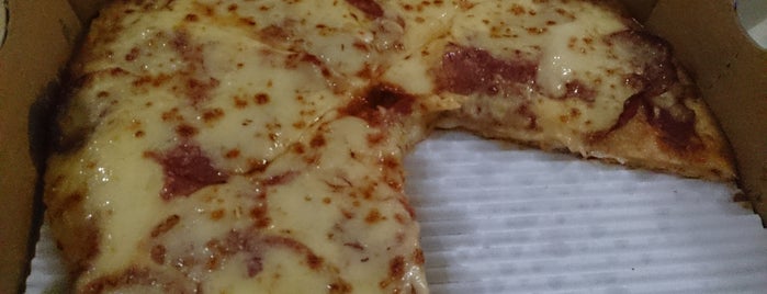 Domino pizza&pasta is one of tempat beredar.