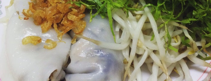 Bánh Cuốn Hải Nam is one of HoChiMinh foods.