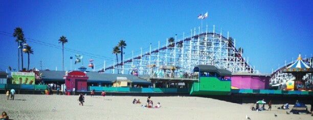Santa Cruz Beach Boardwalk is one of Santa Cruz Spots.