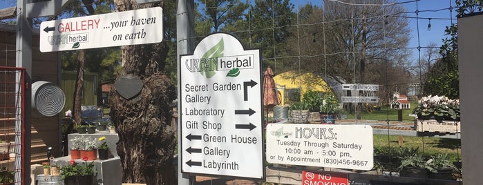 URBANherbal is one of Matt'ın Kaydettiği Mekanlar.