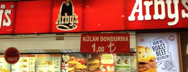 Arby's is one of Tempat yang Disimpan HARBİ.