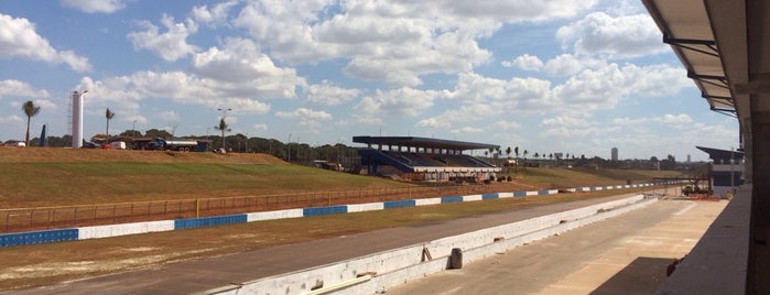 Autódromo Internacional Ayrton Senna is one of ⚡️Nelson : понравившиеся места.