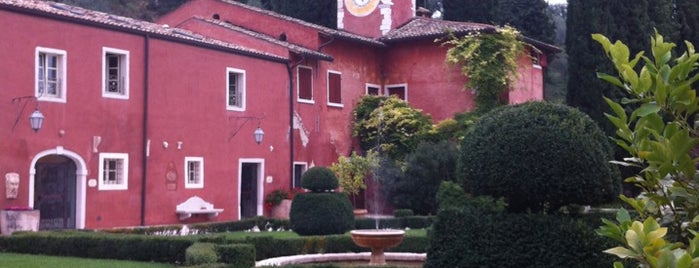 Villa Cordevigo is one of Gardasee.