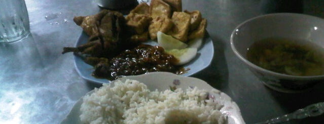 Sari Laut Mas Antok is one of Favorite food.