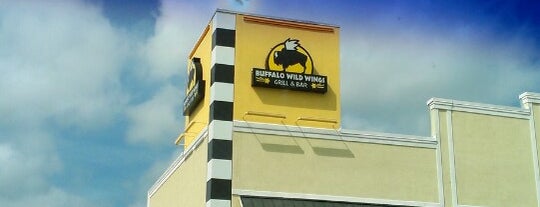 Buffalo Wild Wings is one of Shawnさんのお気に入りスポット.