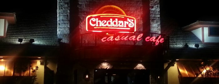 Cheddar's Casual Cafe is one of Must-visit Food in Flowood.
