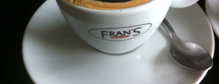 Fran's Café is one of favoritos.