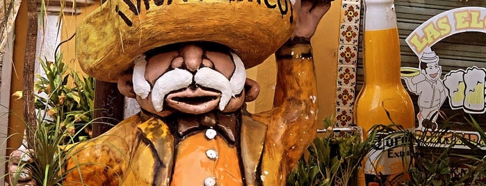 Gory tacos is one of Lugares favoritos de Carl.
