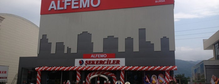 Alfemo is one of Tempat yang Disukai ömer.