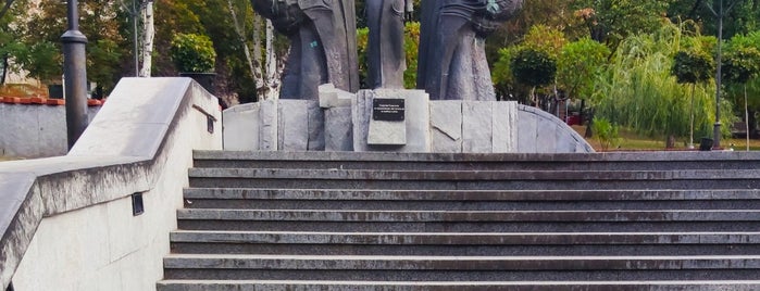 Пам'ятник Георгію Гонгадзе is one of Памятники Киева / Statues of Kiev.