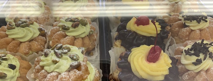 Il Giardino Del Dolce, Inc. is one of Chicago bakery.