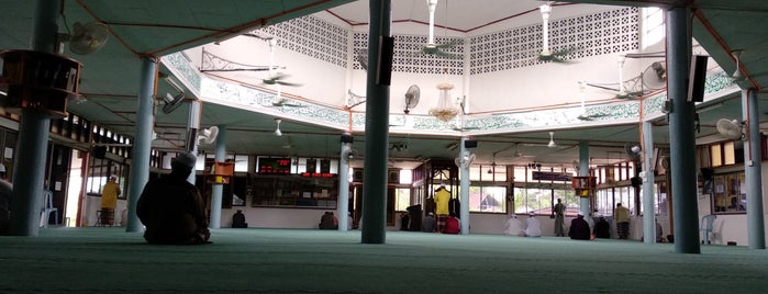 Masjid Jamek Al-Arifi is one of Masjid & Surau #5.
