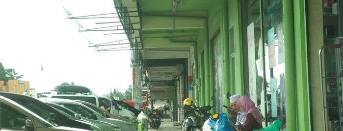 ManjaKu Baby Shop is one of Lugares favoritos de ꌅꁲꉣꂑꌚꁴꁲ꒒.